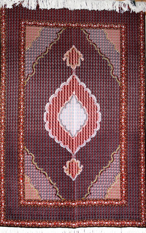 Persian Tabriz Mahi 147 x 98cm