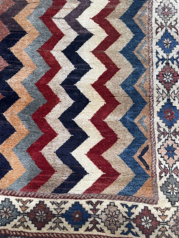 Persian Gabbeh 215 x 148cm - Image 6