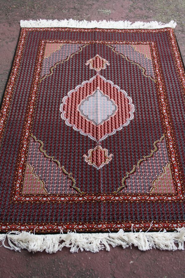 Persian Tabriz Mahi 147 x 98cm - Image 2