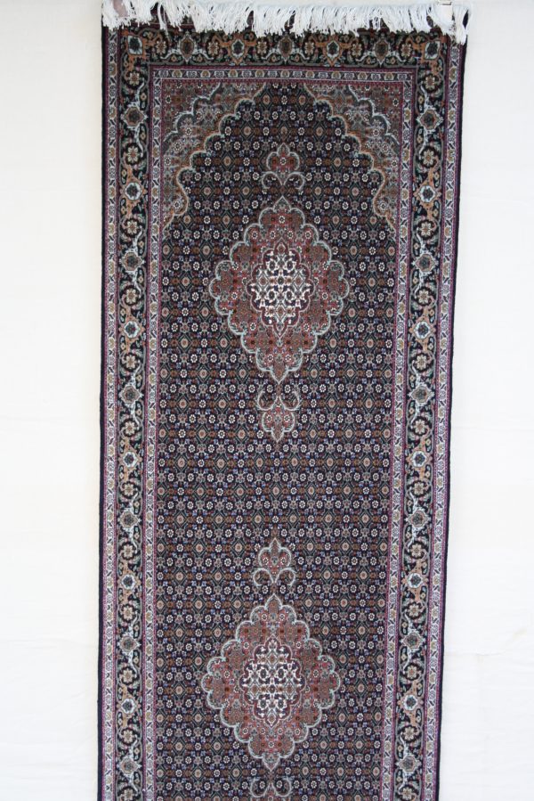 Persian Tabriz 305 x 80cm - Image 4