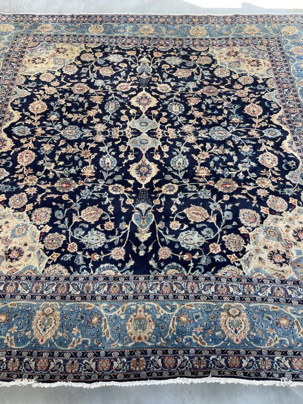 Persian Kashmar 282 x 295 cm - Image 3