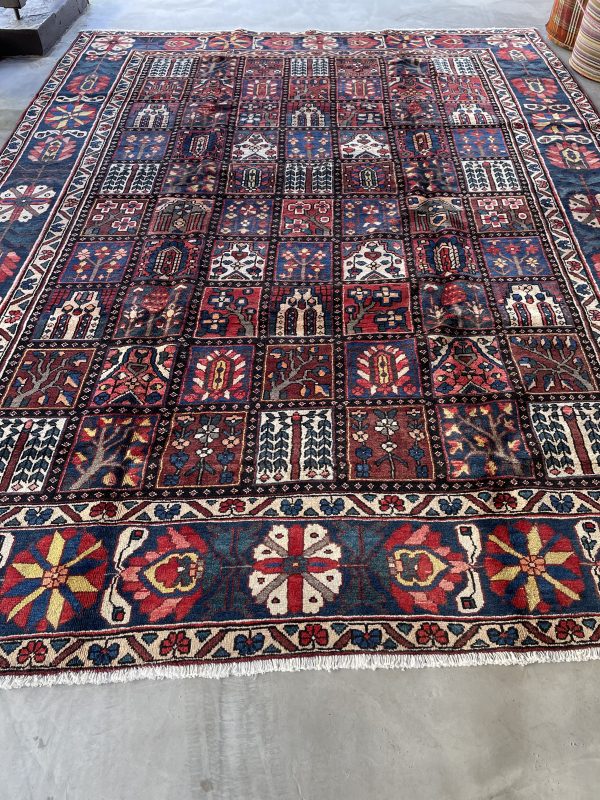 Persian Bakhtiar 358 x 271 cm
