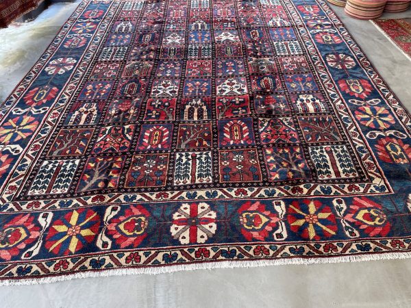 Persian Bakhtiar 358 x 271 cm - Image 2