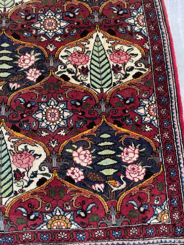 Persian Bakhtiar 136 x 106 cm - Image 5