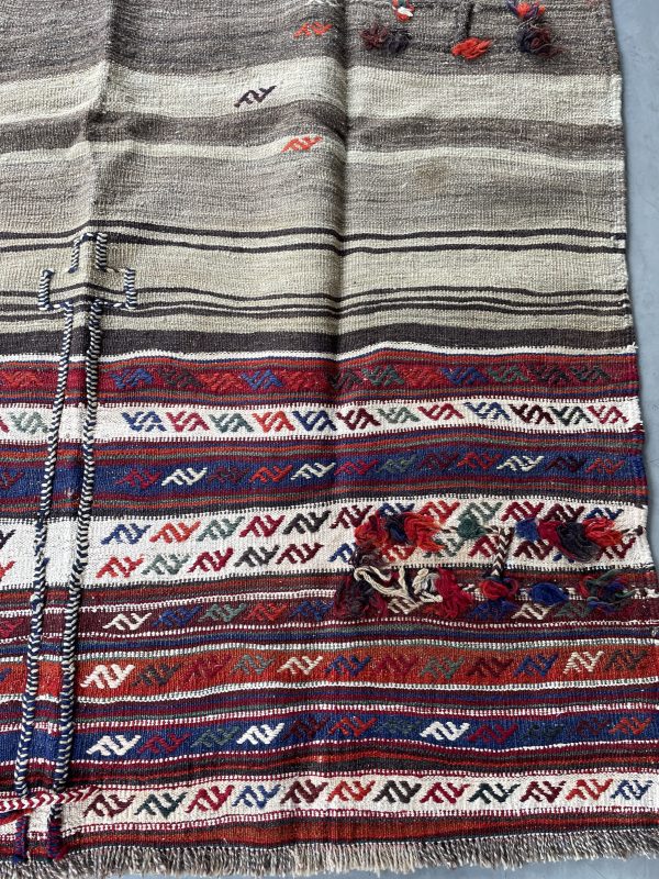 Persian Shiraz Kilim 145 x 155 cm - Image 6