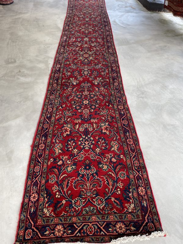 Persian Hamedan 585 x 81 cm - Image 2