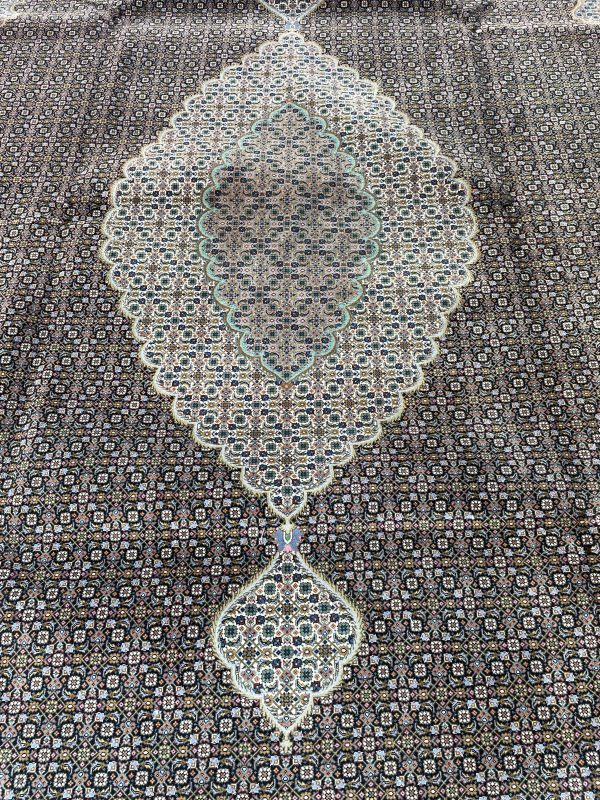 Persian Tabriz Mahi 415 x 305 cm - Image 5