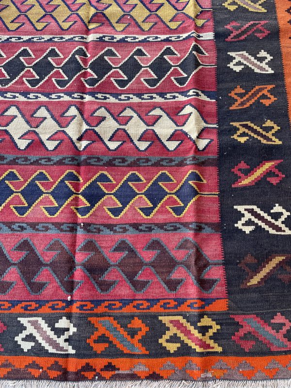 Persian Qashqaie Kilim 220 x 151 cm - Image 5