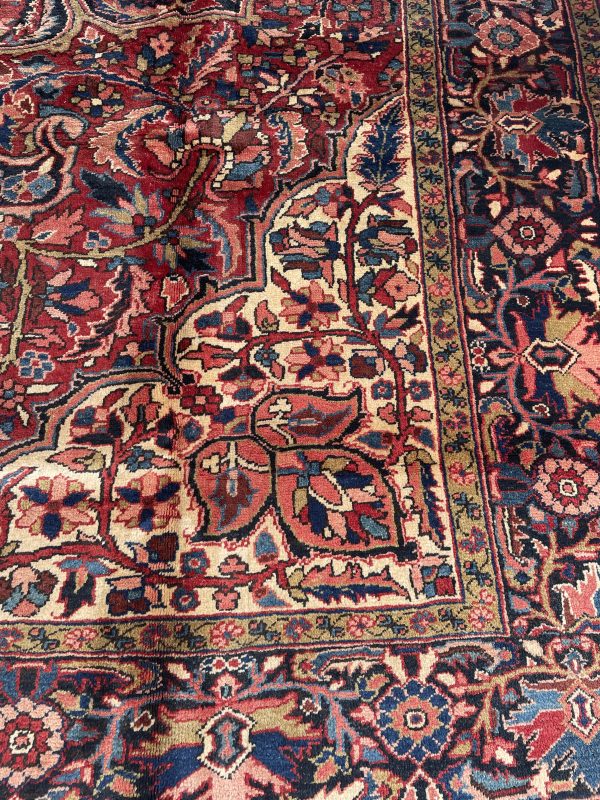 Persian Heriz 380 x 262 cm - Image 5