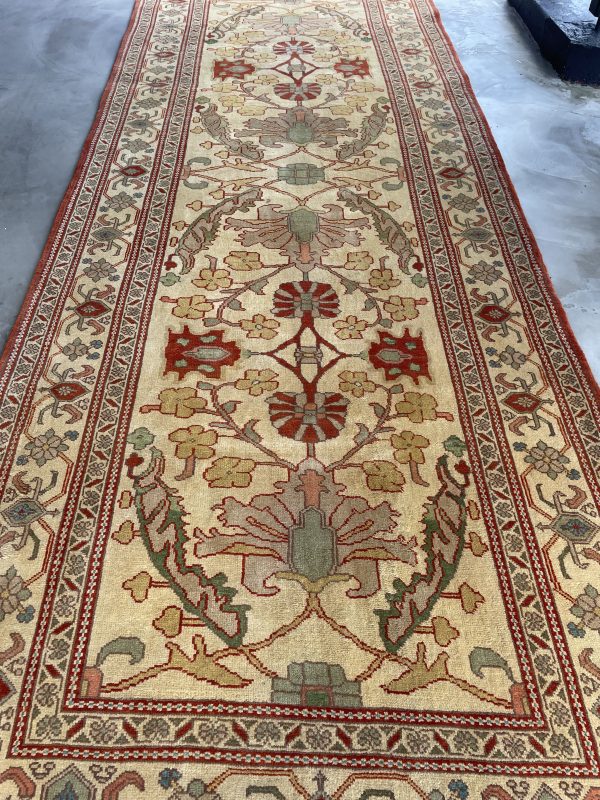 Persian Heriz Serapi 408 x 155 cm - Image 5