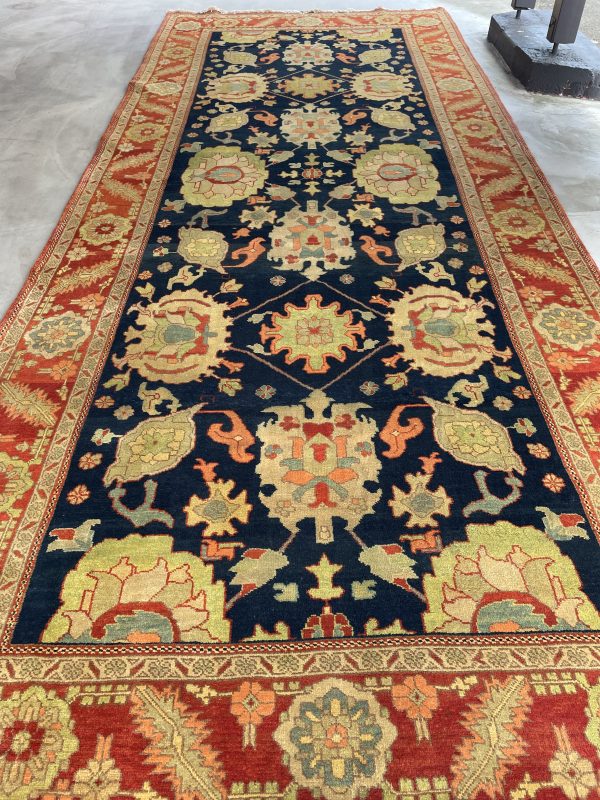 Persian Heriz Serapi 496 x 202 cm - Image 3