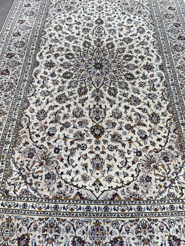 Persian Kashan 300 x 200 cm
