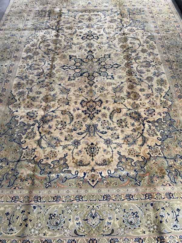 Persian Isfahan 390 x 290 cm - Image 3