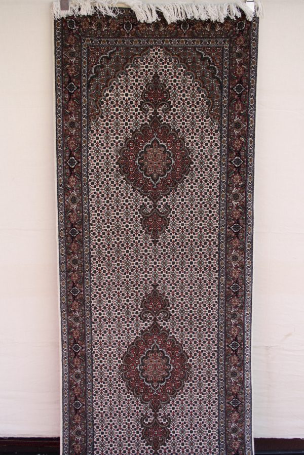 Persian Tabriz Mahi 393 x 83 cm - Image 4