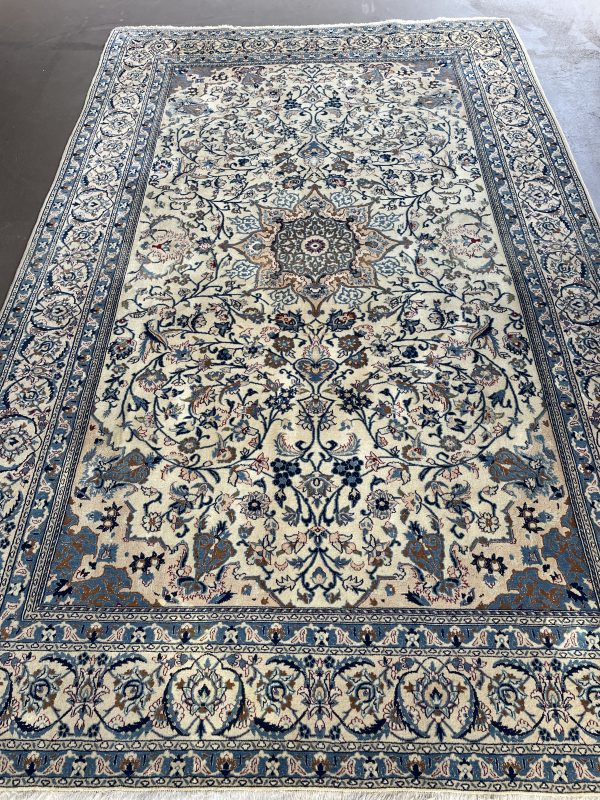 Persian Nain 324 x 205cm