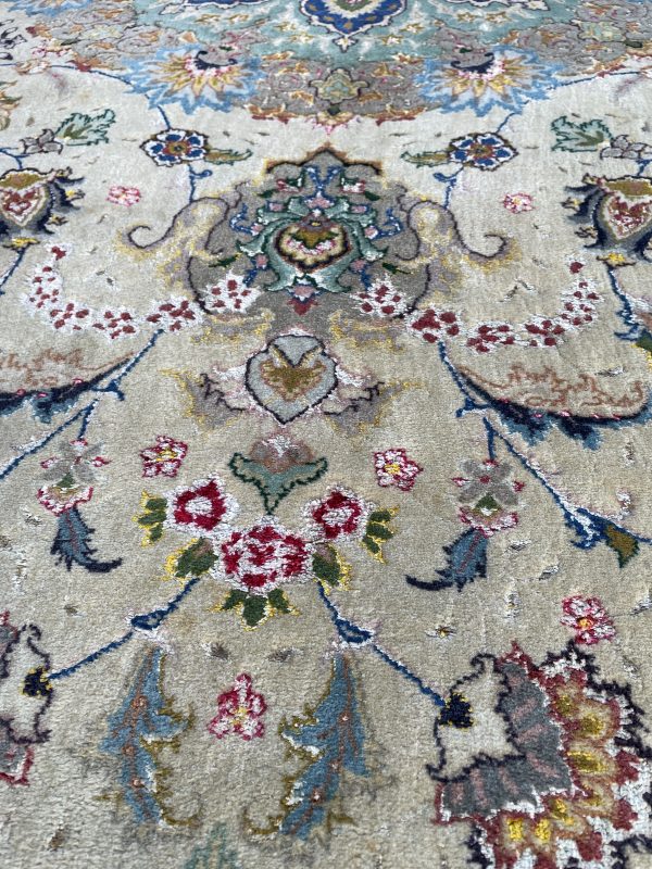 Persian Tabriz 295 x 200 cm - Image 6