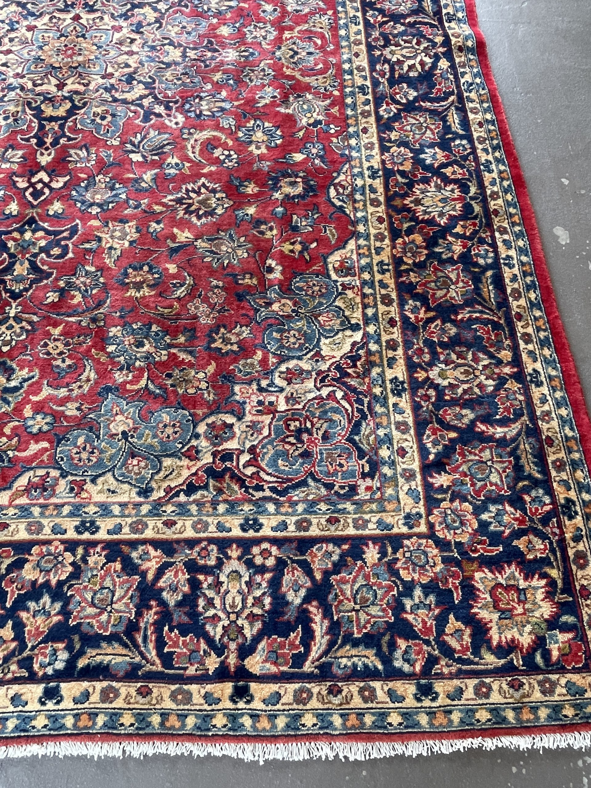 Persian Isfahan334 x 233cm - Image 5